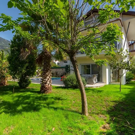 Valley 6, 4 Bedroom, Private Arge Pool, Near Aquapark Vilă
