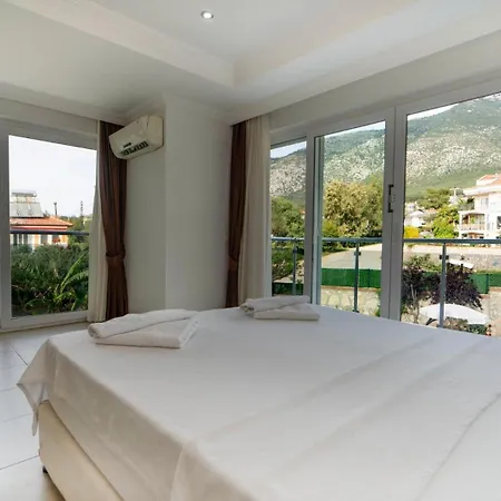 Valley 6, 4 Bedroom, Private Arge Pool, Near Aquapark 페티예