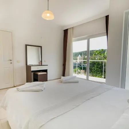 Valley 6, 4 Bedroom, Private Arge Pool, Near Aquapark 빌라 페티예