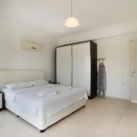 Villa Valley 6, 4 Bedroom, Private Arge Pool, Near Aquapark *