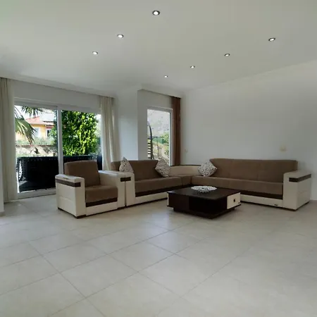 Villa Valley 6, 4 Bedroom, Private Arge Pool, Near Aquapark *