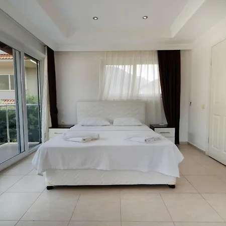 Valley 6, 4 Bedroom, Private Arge Pool, Near Aquapark * Fethiye